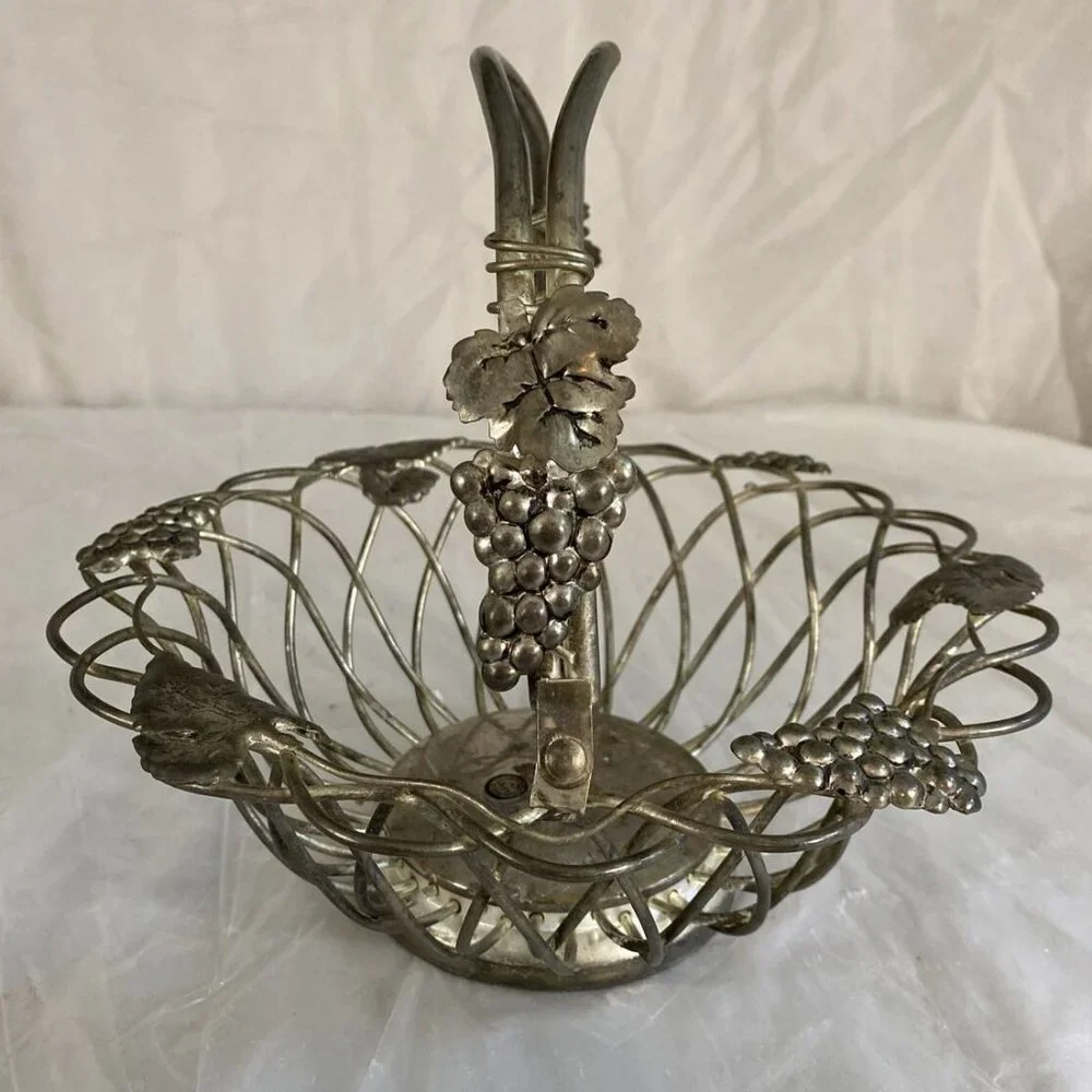 Vintage Godinger Silver Art Grape Leaf Basket Silverplate Fruit Centerpiece‎